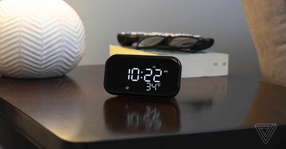 Lenovo Smart Clock Essential review: a slightly smarter clock radio - The  Verge