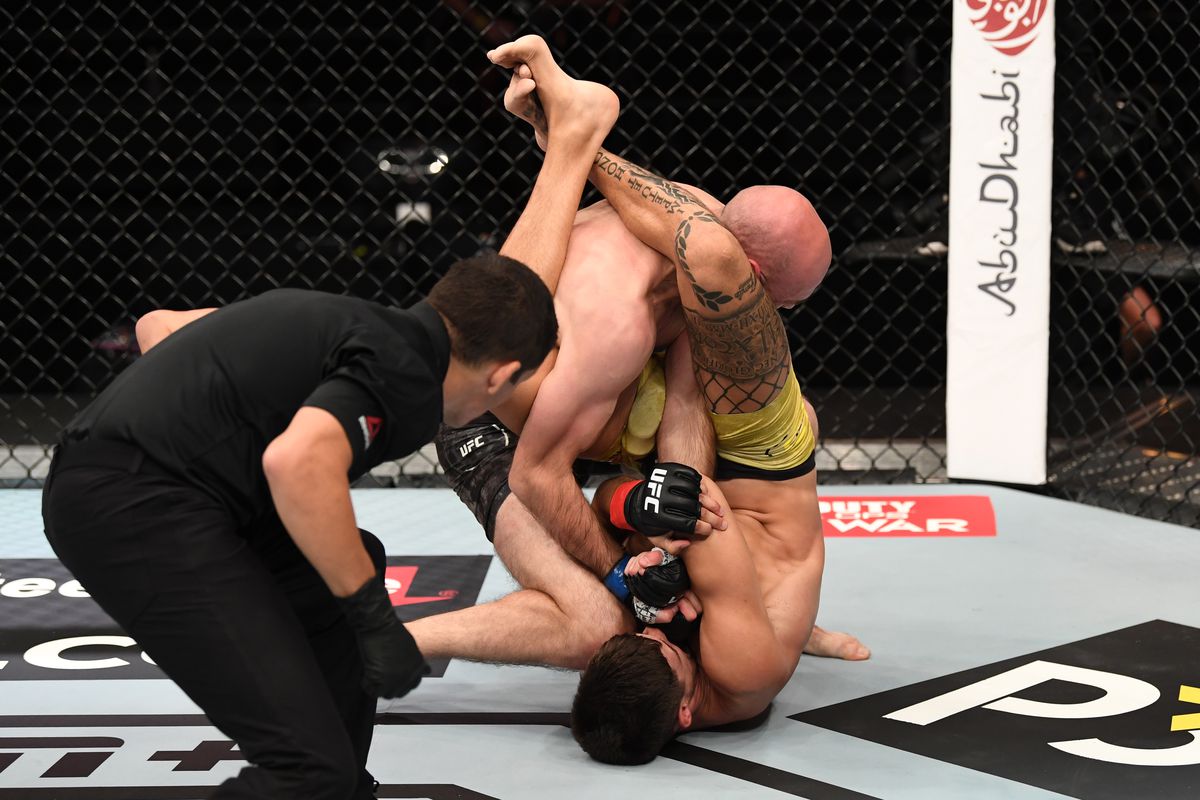 UFC 254: Alvarez v Yakovlev