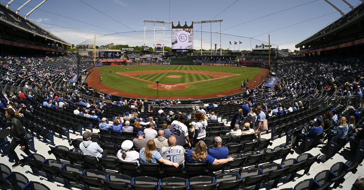 Royals have worst non-pandemic home game attendance since 1975