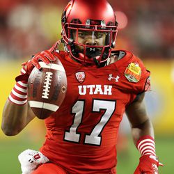 Utah Utes wide receiver Demari Simpkins (17) signals a first down as the Utes and the Hoosiers play in the Foster Farms Bowl in Santa Clara, California on Wednesday, Dec. 28, 2016.