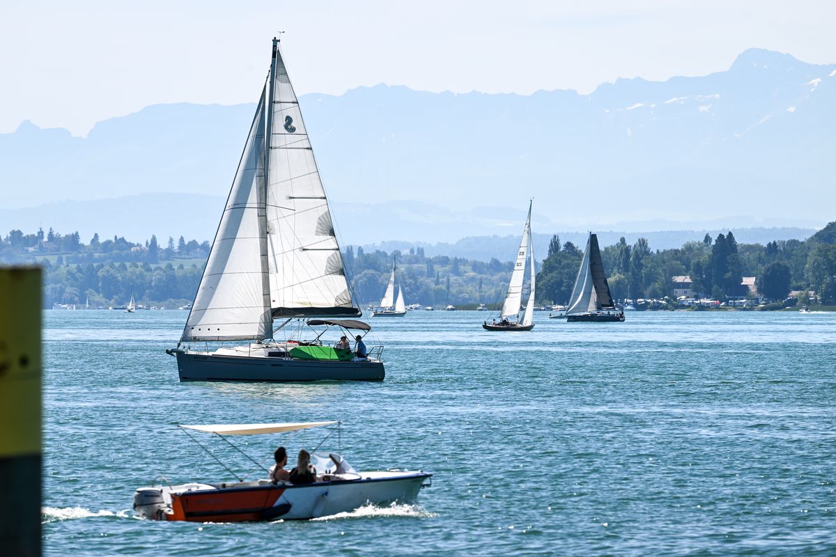 Summer, sun, sailing on Lake Constance