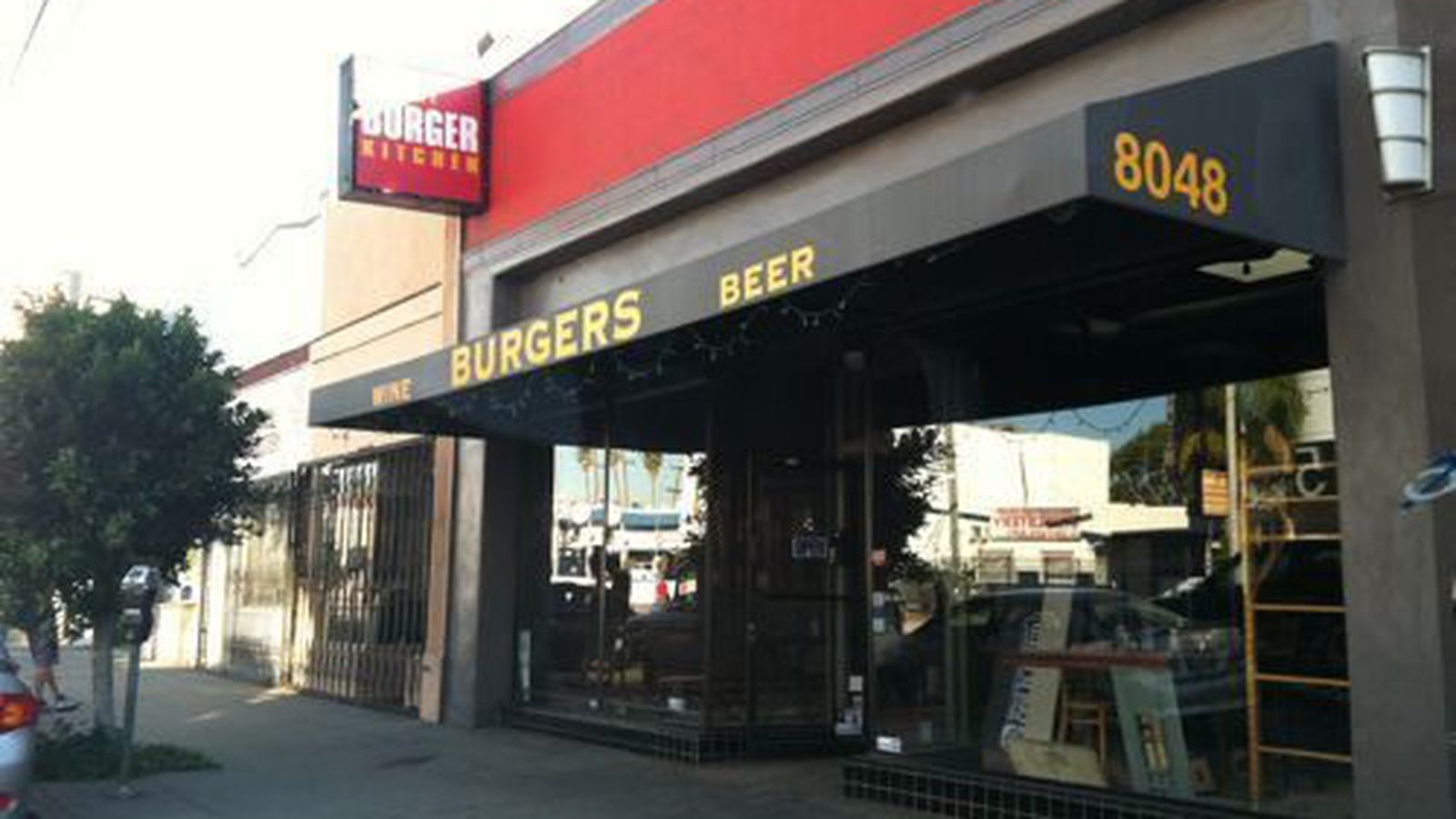 Burger Kitchen Donzo, Luigi’s Moves in Next Week   Eater LA