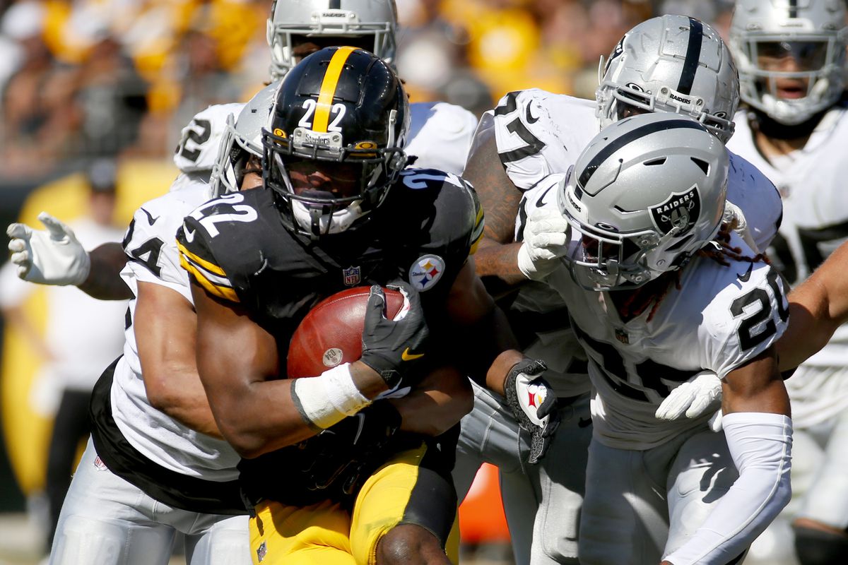 Sunday Night Showdown: Steelers vs. Raiders – Who Will Shine and Who Will Stumble?