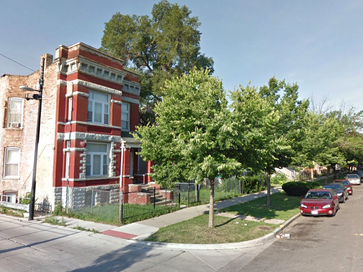 The 3300 block of West Monroe | Google Maps