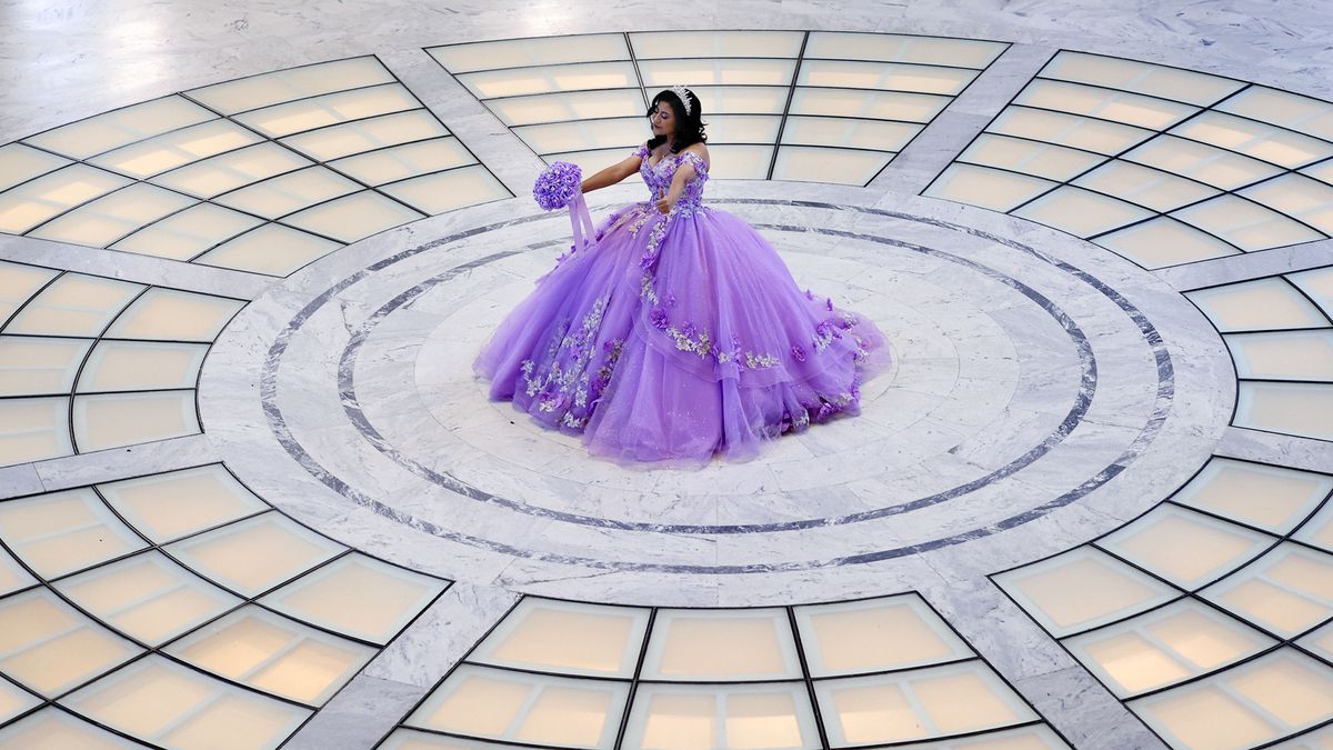 Iris Galicia of West Valley poses for her quinceanara&nbsp;photo shoot at the Capitol in Salt Lake City on Wednesday, Jan. 12, 2022. The rotunda was quiet the week before the 2022 general session of the 64th Legislature which runs from Jan. 18 to March 4.