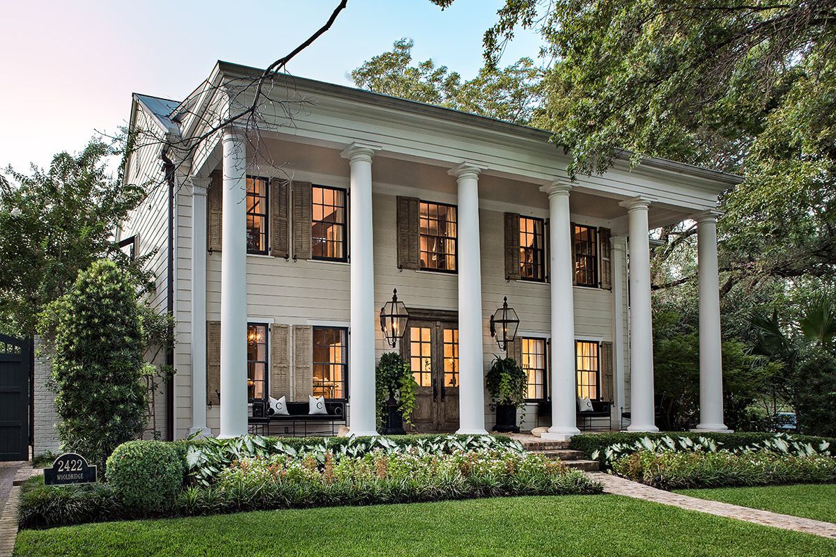 photo of two-story Colonial/classical revival house