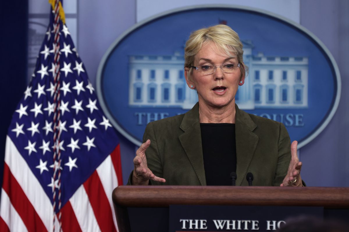 Energy Secretary Jennifer Granholm will visit the Braidwood Nuclear power plant and Fermilab in Illinois this week.