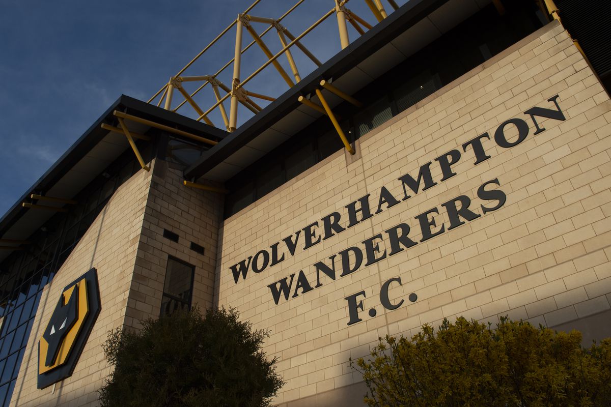 Wolverhampton Wanderers v Manchester United - Premier League