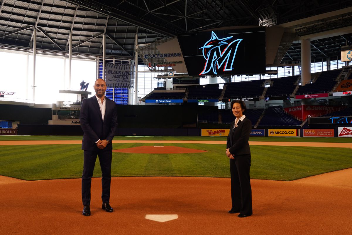 Miami Marlins general manager Kim Ng (right) poses for a photo at Marlins Park with chief executive officer Derek Jeter