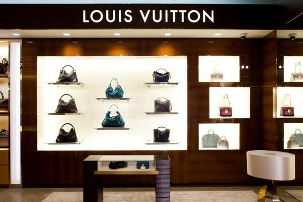 Image <a href="http://luxurylaunches.com/tag/louis-vuitton/page/13/">via</a>.