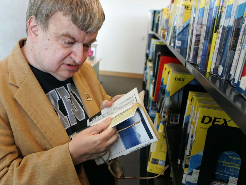 Kim Peek, a megasavant who was the inspiration for the movie “Rain Man” at the Salt Lake City Library in Salt Lake City on July 23, 2009.