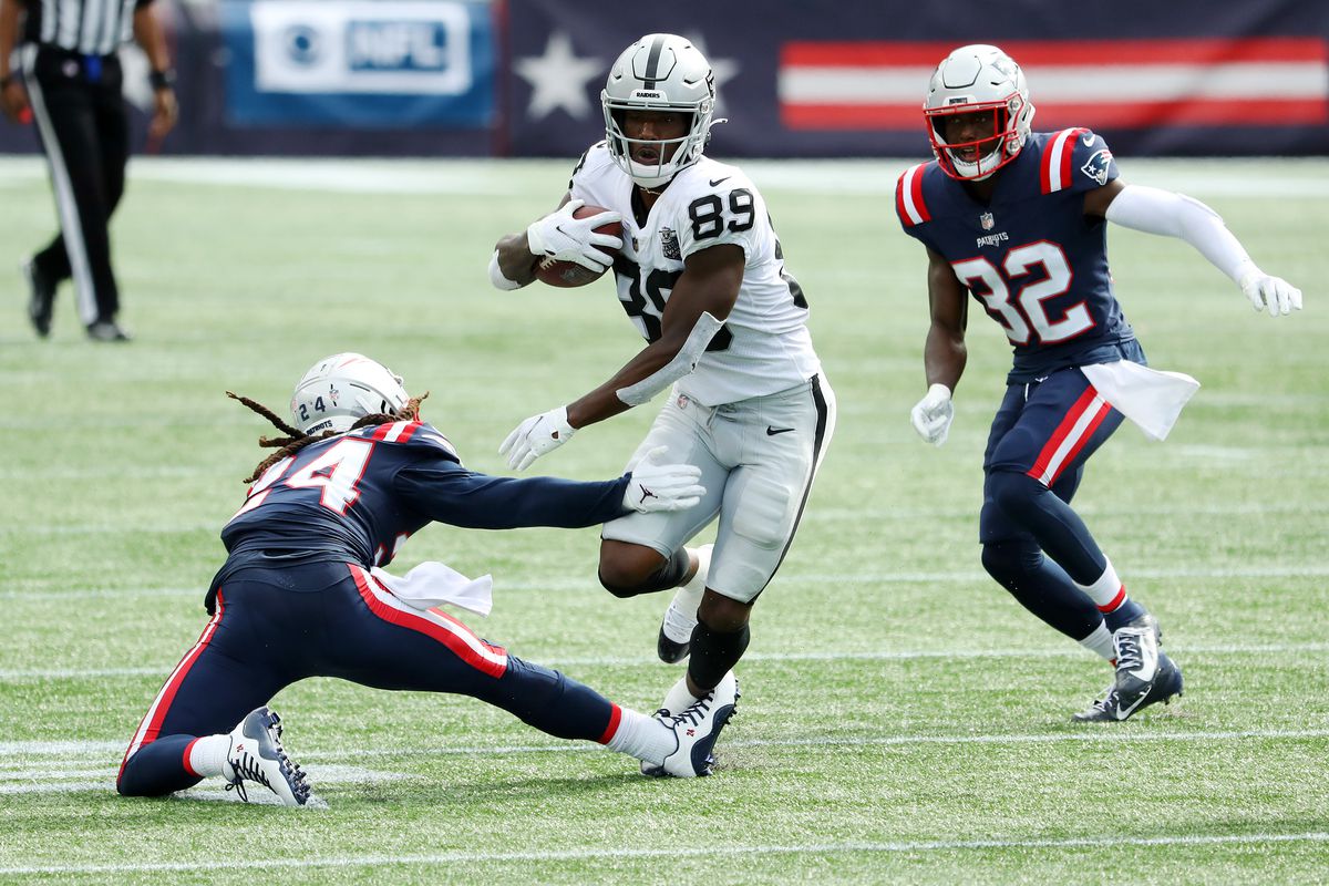 Bryan Edwards #89 of the Las Vegas Raiders runs with the ball during the second half against the New England Patriots at Gillette Stadium on September 27, 2020 in Foxborough, Massachusetts.