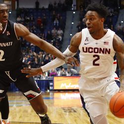 The Cincinnati Bearcats take on the UConn Huskies in a men’s college basketball game at the XL Center in Hartford, CT on February 24, 2019.