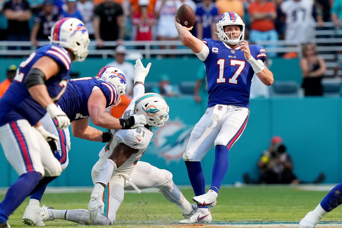 Quarterback Josh Allen #17 of the Buffalo Bills throws the ball in the fourth quarter of the game against the Miami Dolphins at Hard Rock Stadium on September 25, 2022 in Miami Gardens, Florida.