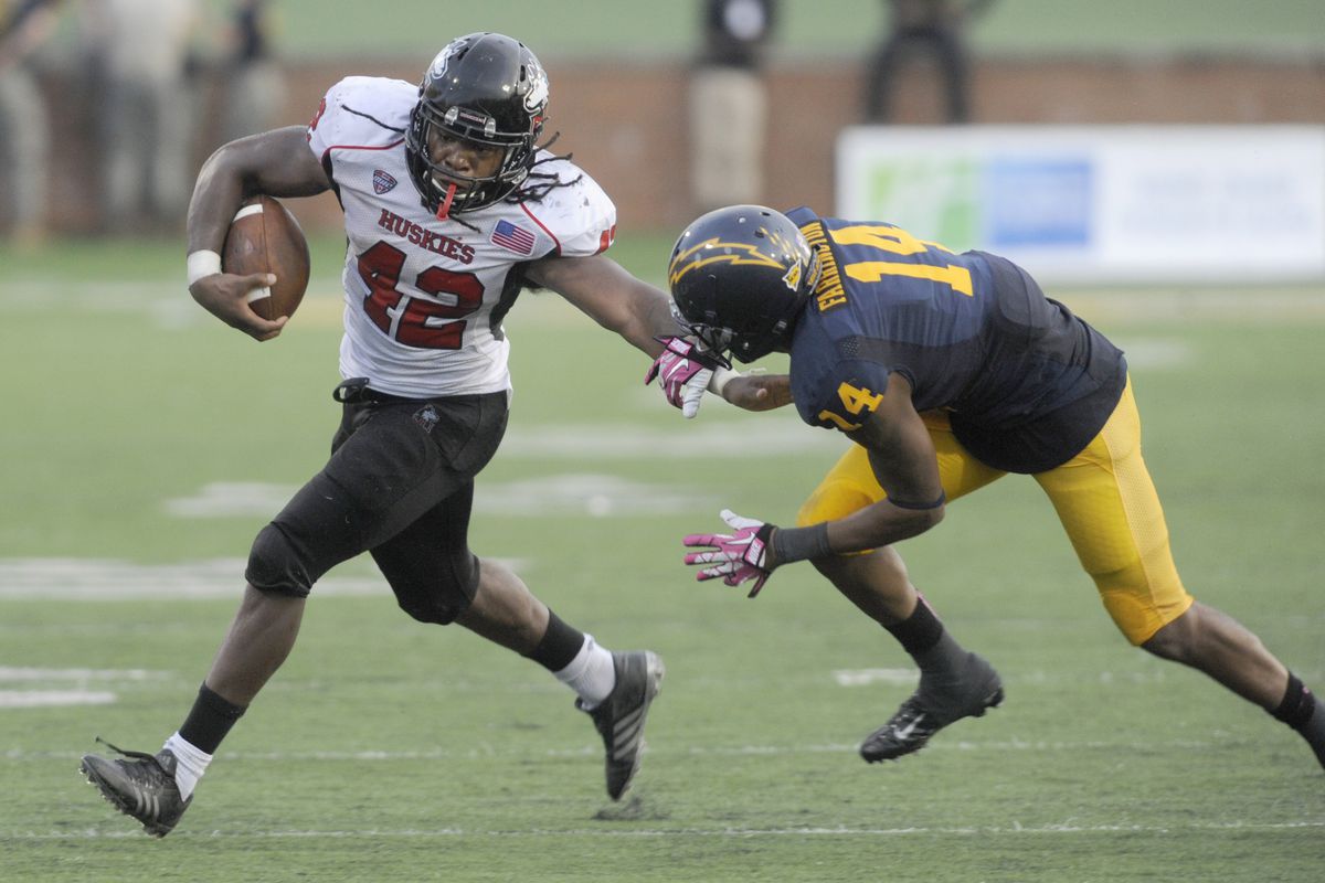 Cam Stingily looks to have another solid season in the Huskie backfield 