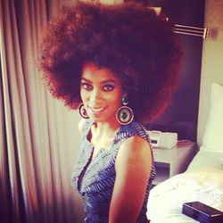 But also <a href="http://instagram.com/p/Y_ZQldDIMS/">Solange</a>!