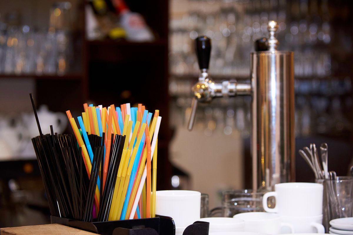straws on a bar