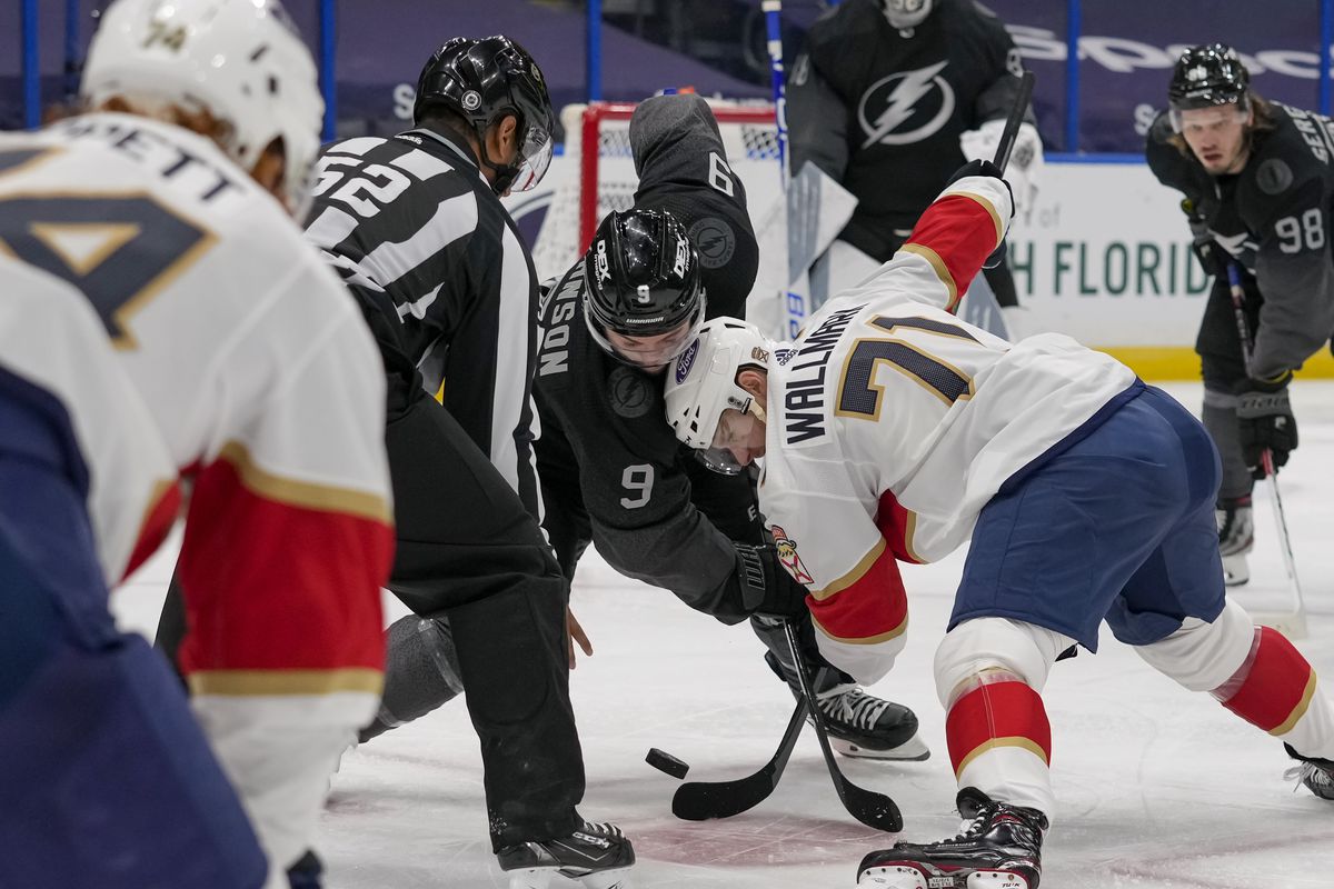 NHL: APR 17 Panthers at Lightning