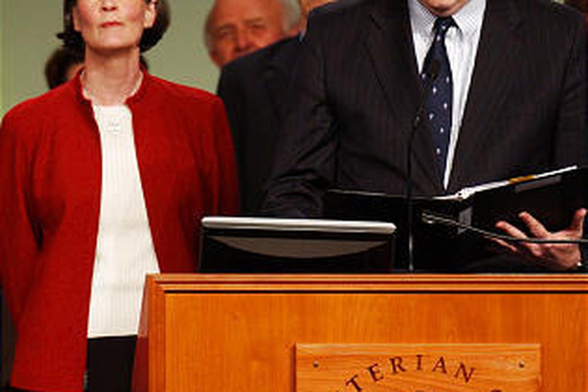 The Rev. Joan S. Gray, left, is introduced by Clifton Kirkpatrick, chief executive of the Presbyterian Church (U.S.A.) in Birmingham, Ala.