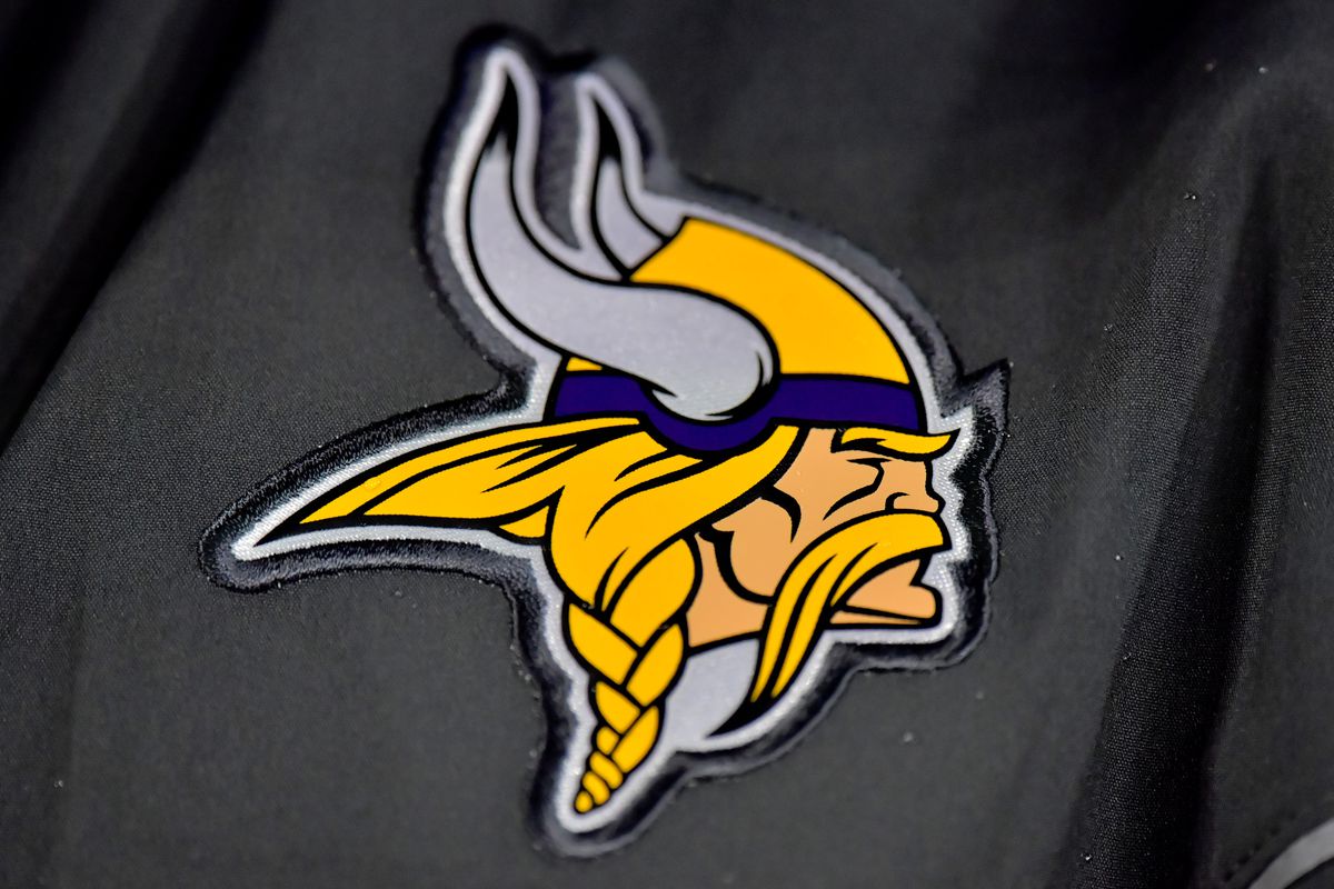 NFL: Minnesota Vikings at Tennessee Titans