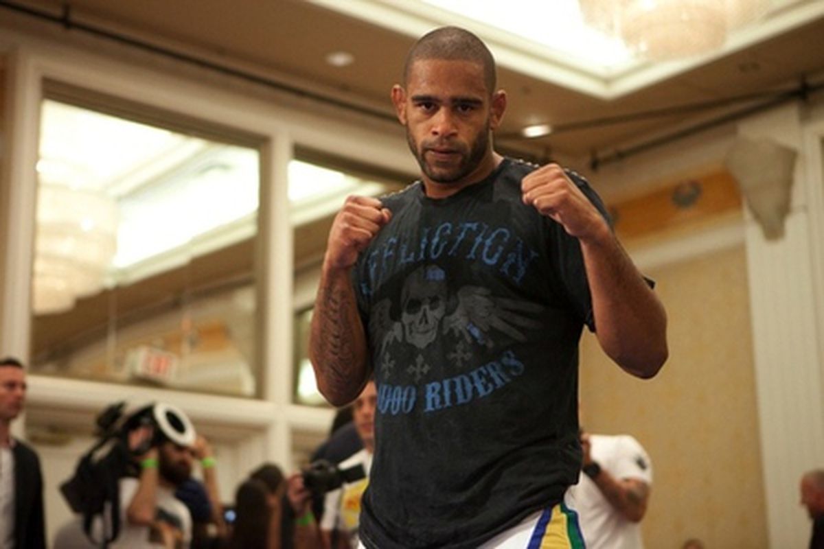 Photo of Jorge Santiago by Eshter Lin/MMA Fighting. 