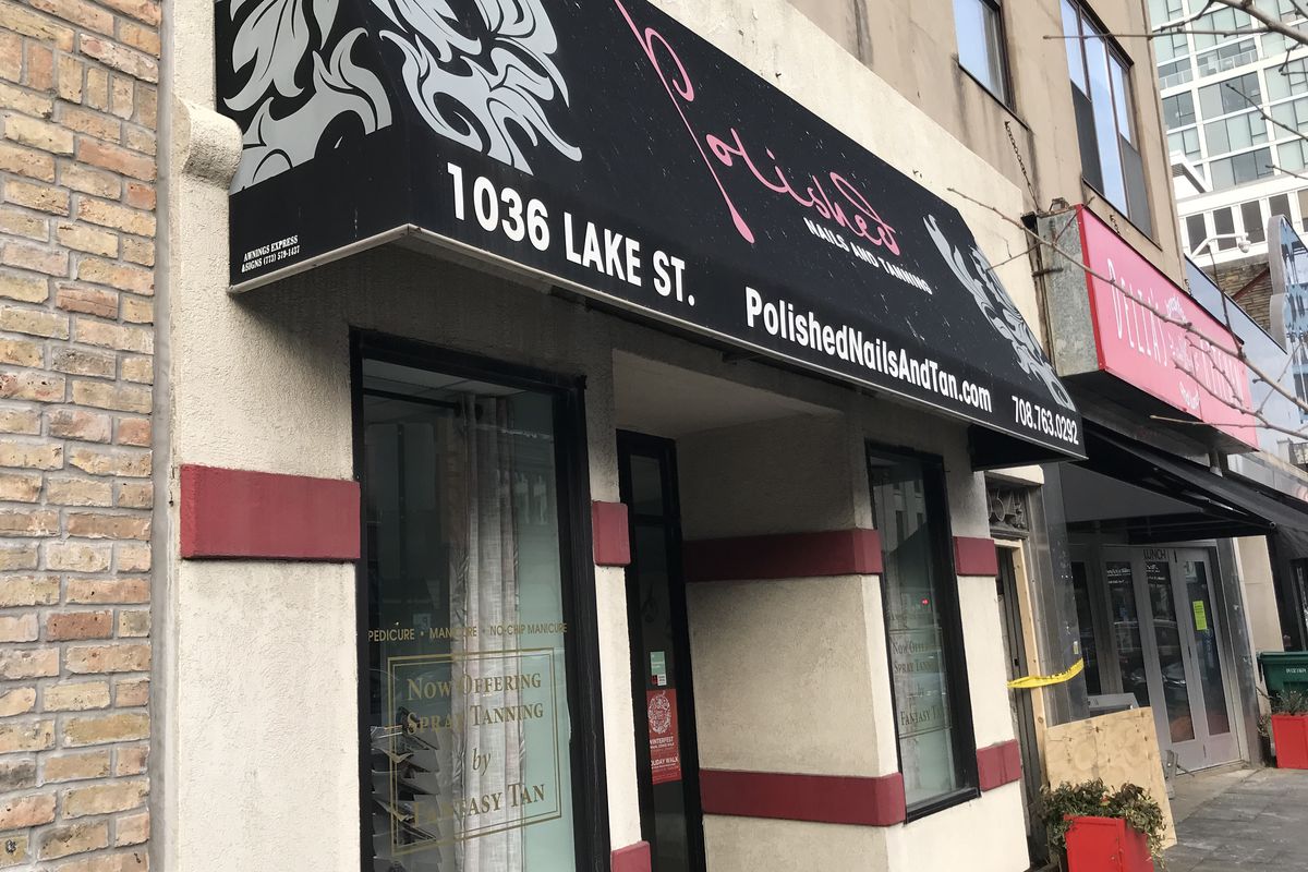 Polished Nails and Day Spa, as well as the restaurant next door, Delia’s Kitchen, were severely damaged by a fire earlier this week in Oak Park. 
