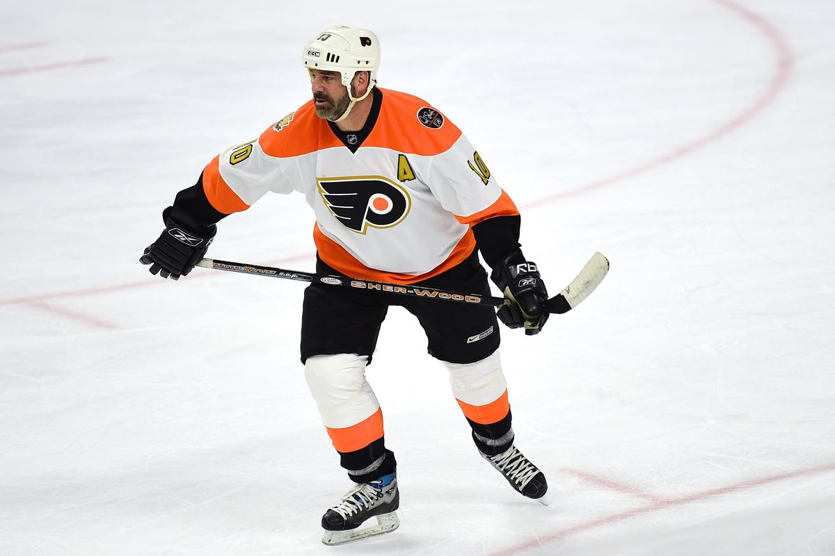 NHL: JAN 14 Penguins at Flyers Alumni Game
