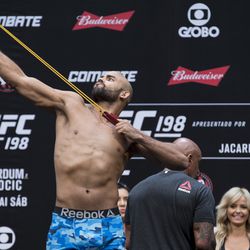 UFC 198 weigh-in photos
