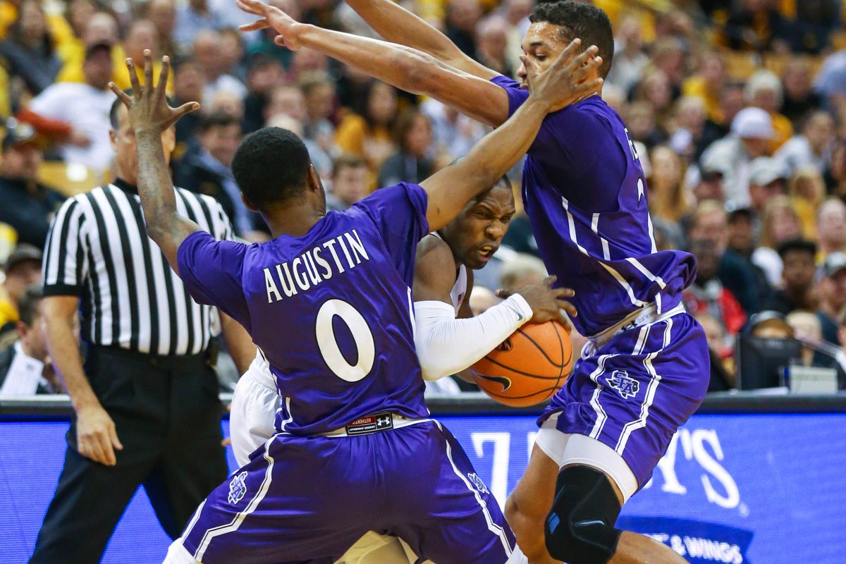 NCAA Basketball: Stephen F. Austin at Missouri
