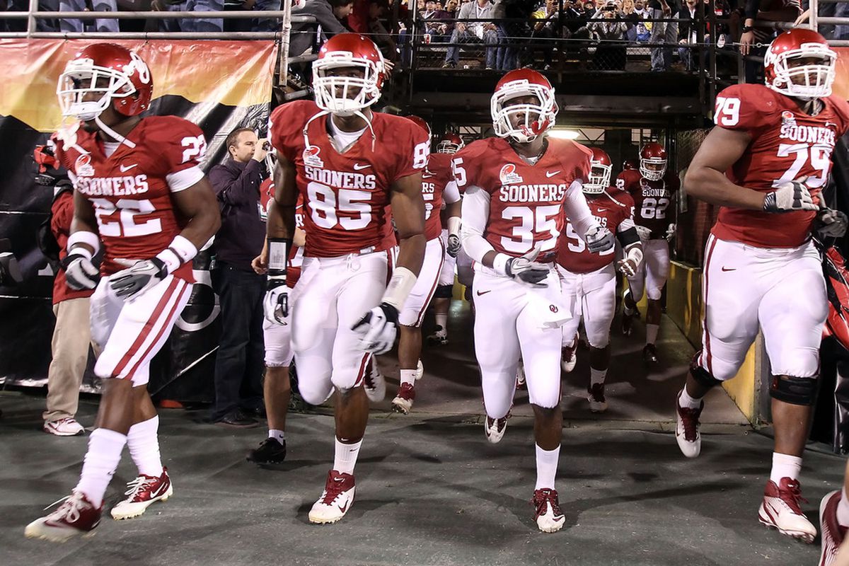 The Sooners will take the field for the first time in 2012 when they play UTEP in El Paso. (Photo by Christian Petersen/Getty Images)
