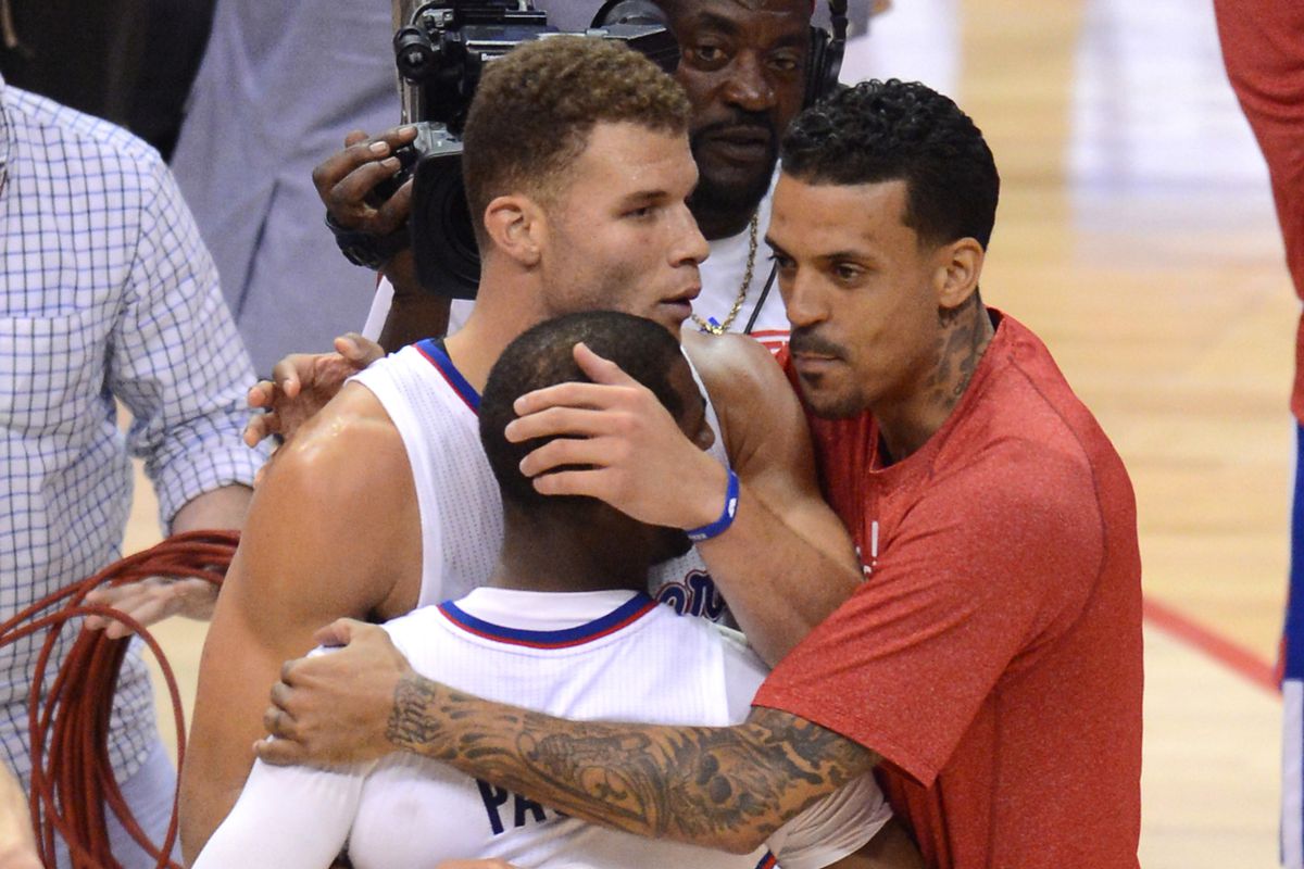Clippers hugging.