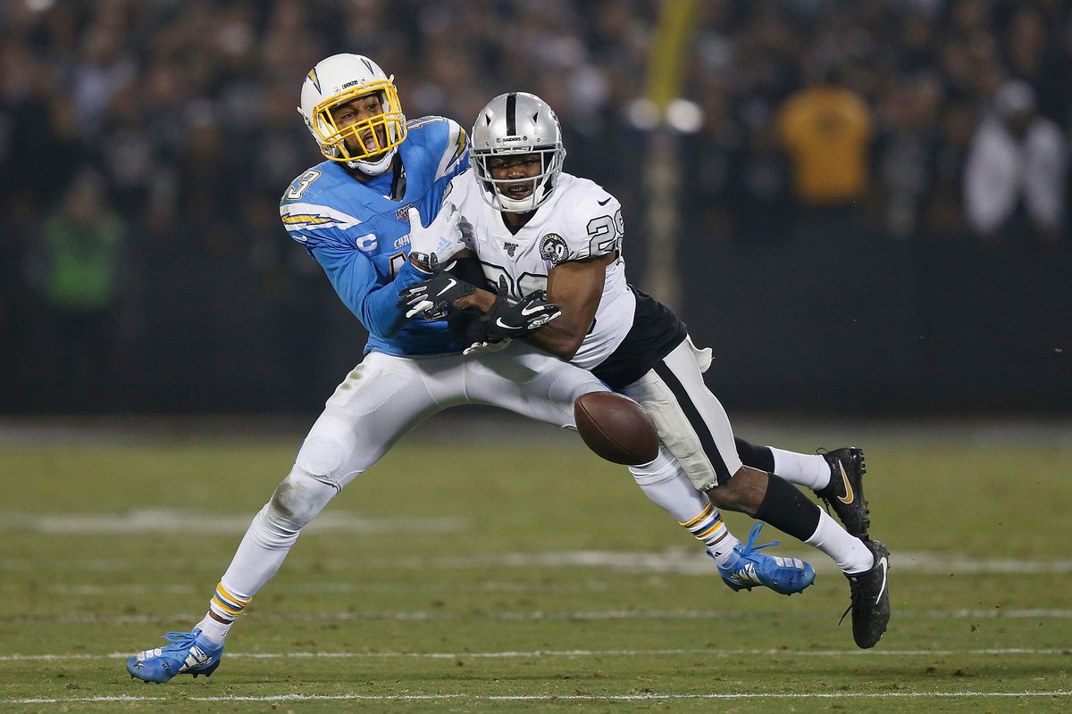 Los Angeles Chargers v&nbsp;Oakland Raiders