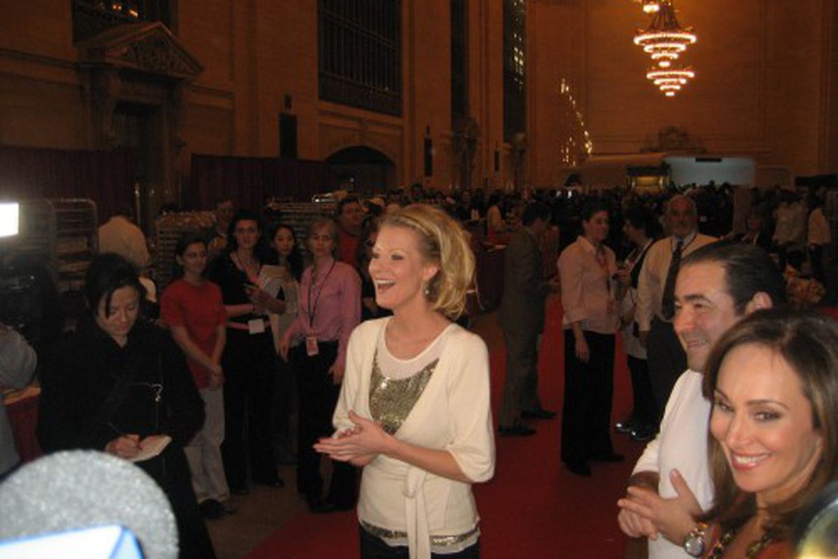 Sandra Lee, Emeril, and Rosanna Scotto welcomed the press to their bakesale benefitting the Food Bank of New York City.