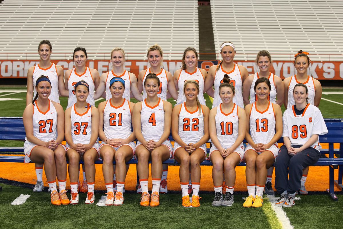 The Syracuse women's lacrosse seniors take a photo before their Senior Day matchup against Louisville. April 24, 2016.