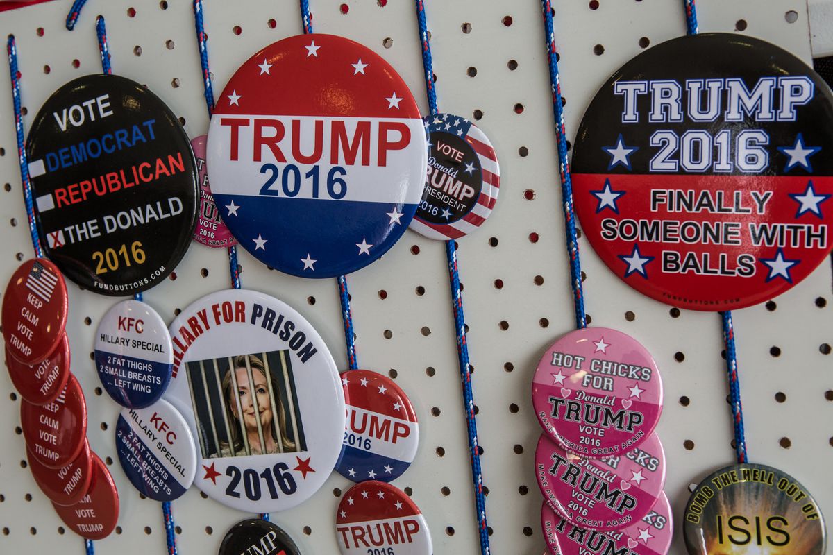 Buttons for sale on the day of the 2016 Iowa caucuses