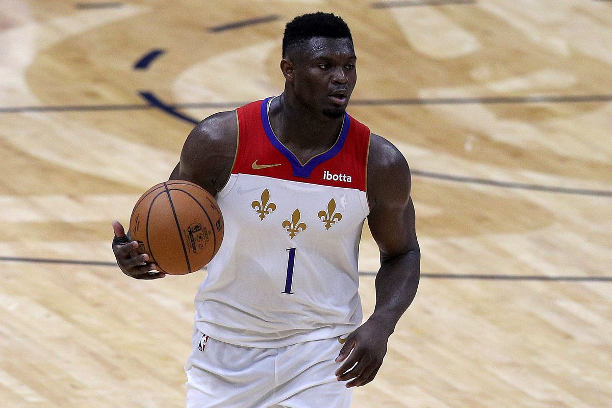 Zion Williamson of the New Orleans Pelicans dribbles the ball downn court during the fourth quarter of an NBA game against the Golden State Warriors at Smoothie King Center on May 04, 2021 in New Orleans, Louisiana.&nbsp;