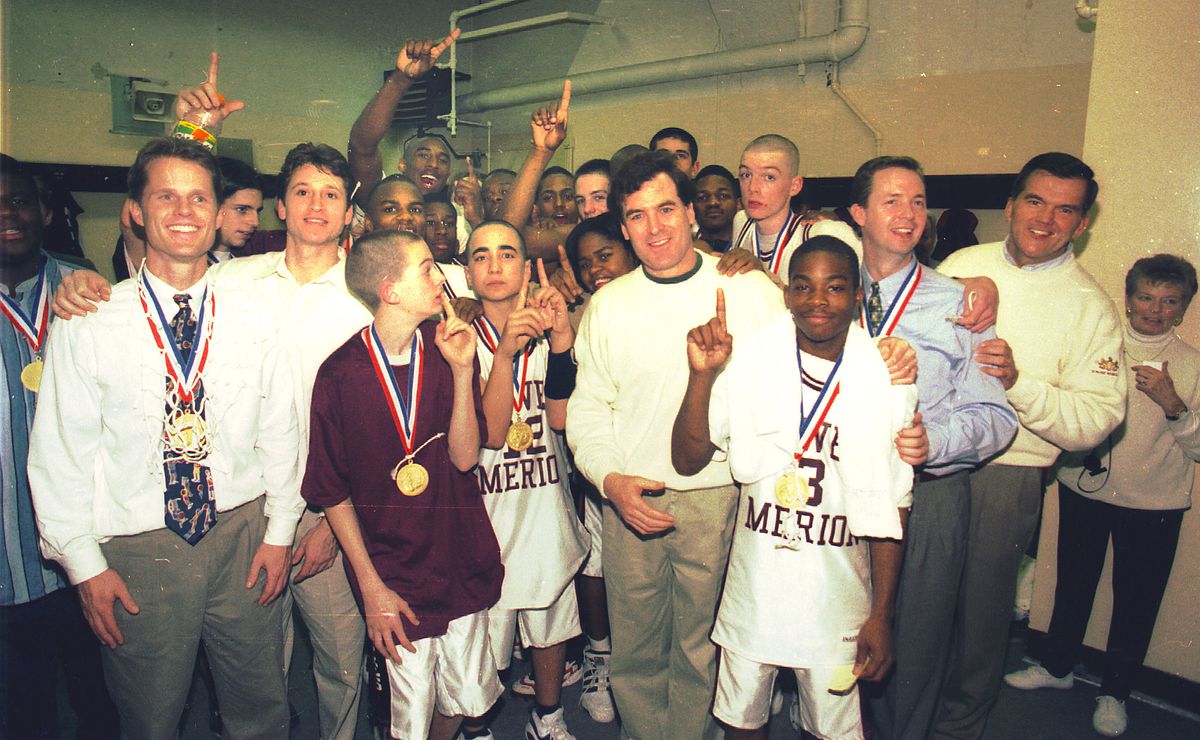 Kobe Bryant Celebrates With Team After Winning High School Basketball Title Game”n
