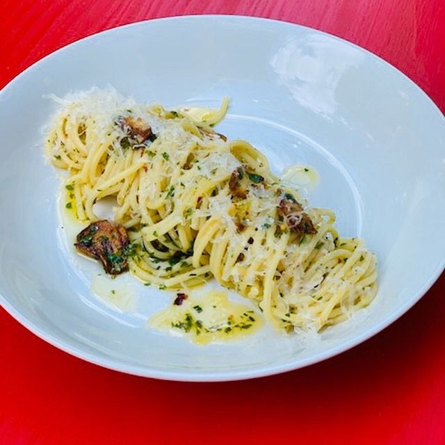 A dish of pasta aglio e olio from the Eatavision tasting menu and movie screening of “Chef”