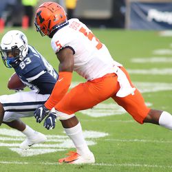 The Illinois Fighting Illini take on the UConn Huskies in a college football game at Pratt & Whitney Stadium at Rentschler Field in East Hartford, CT on September 7, 2019.