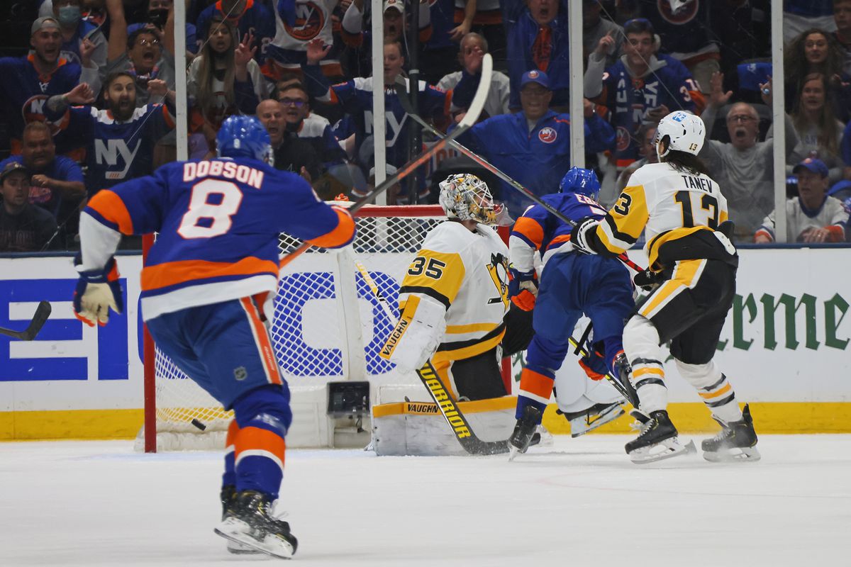 Pittsburgh Penguins v New York Islanders - Game Four