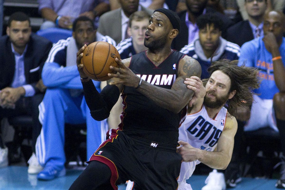 Instead of restraining LeBron James, Josh McRoberts may be passing to him instead.