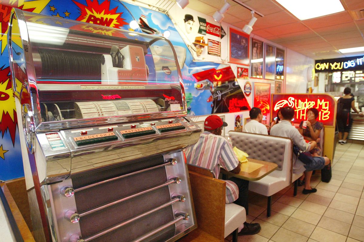 Rock 'N' Roll McDonald's Prepares To Close