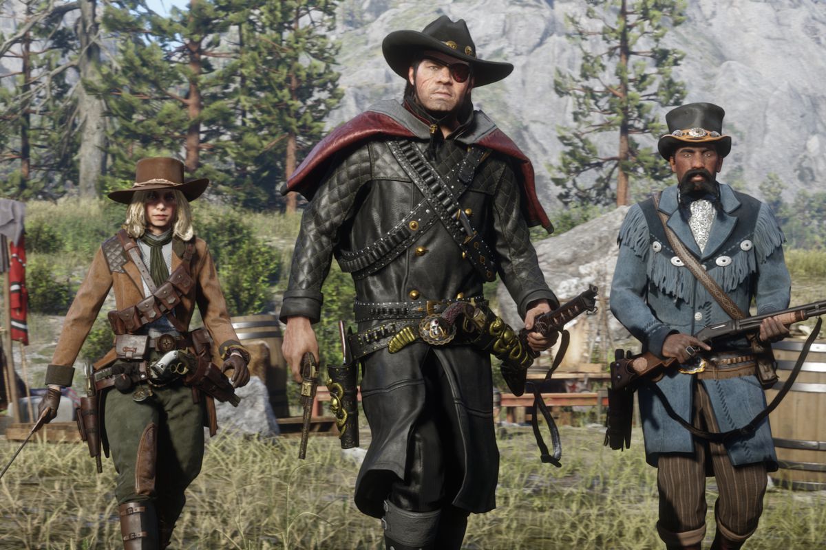 Red Dead Online - the three Frontier Pursuits approach the camera