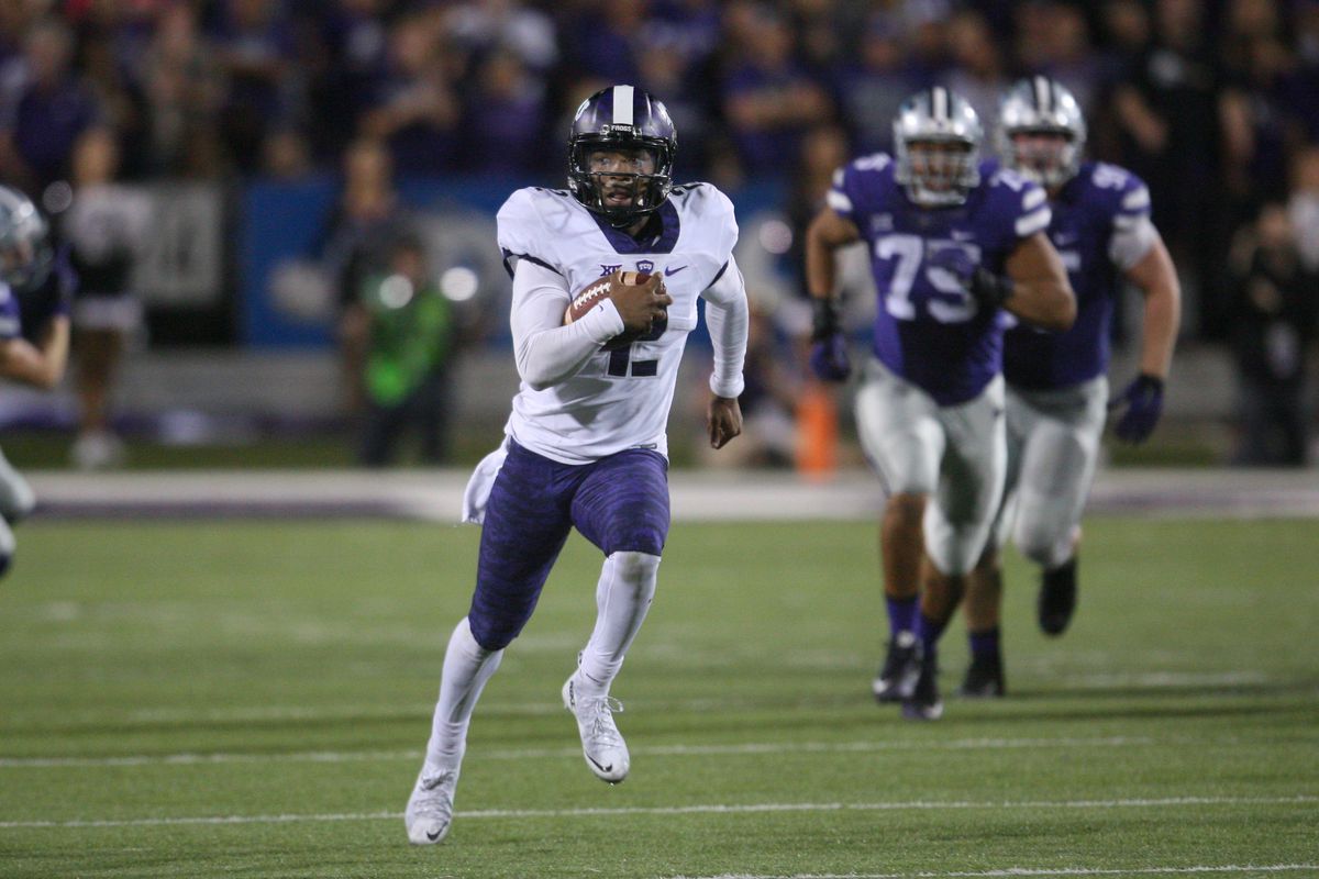 Boykin runs away from the K State defense to take the lead in the fourth quarter