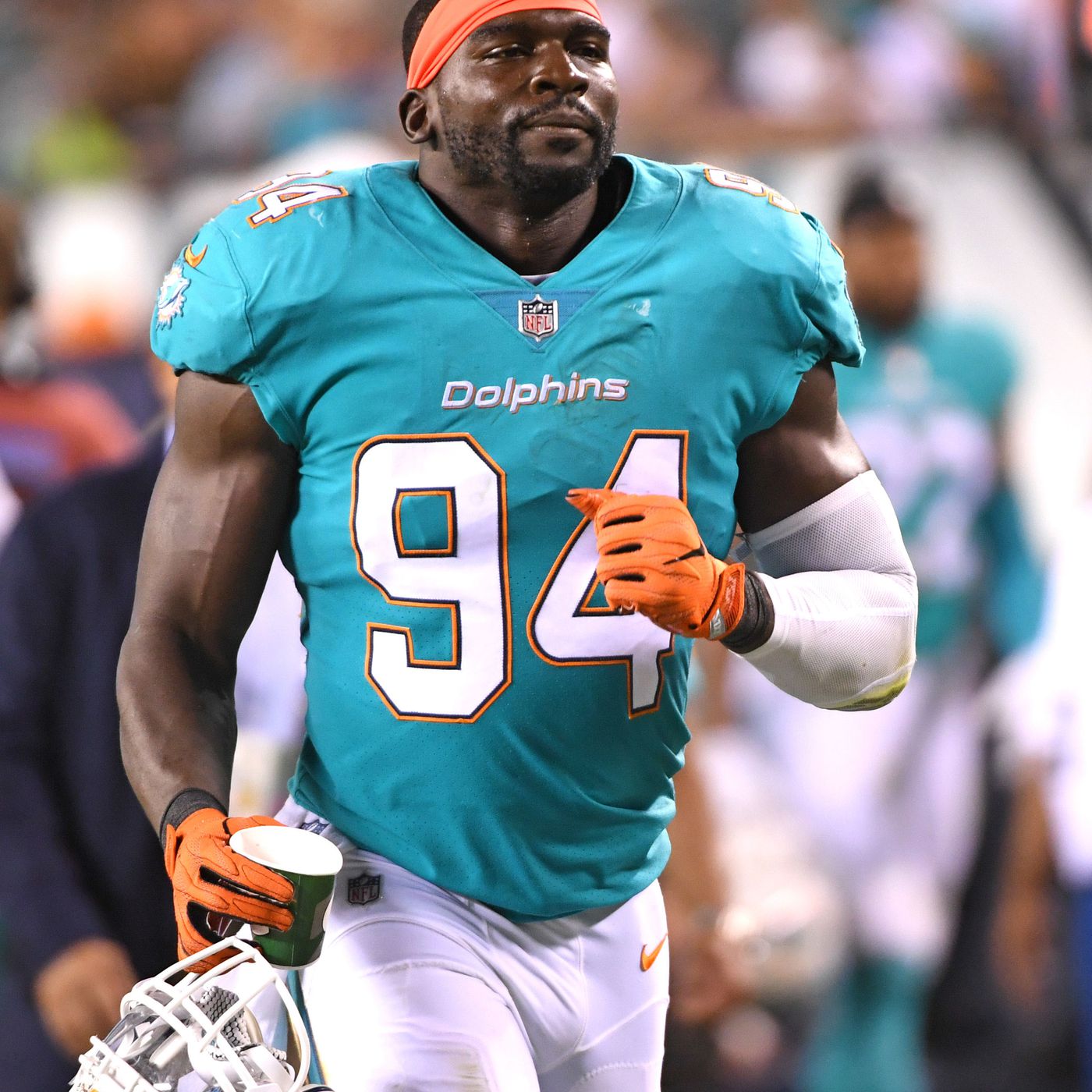 Dolphins linebacker Lawrence Timmons not with team - The Phinsider
