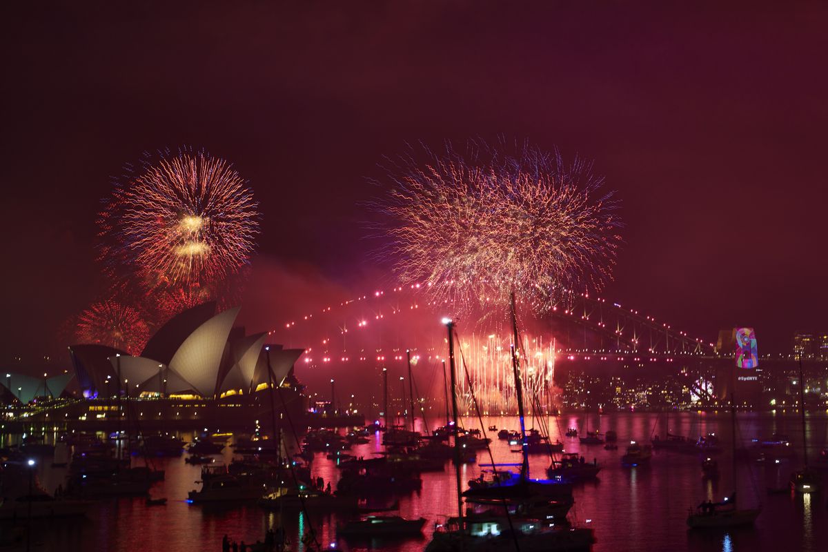 <p zoompage-fontsize="15" style="">Sydney Celebrates New Year’s Eve 2018
