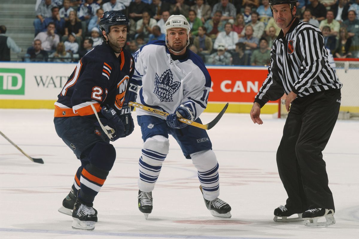 Islanders v Maple Leafs X