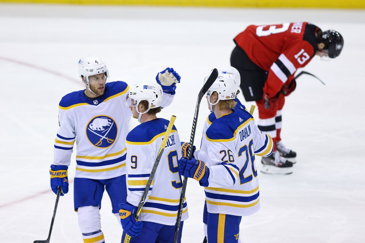 NHL: Buffalo Sabres at New Jersey Devils