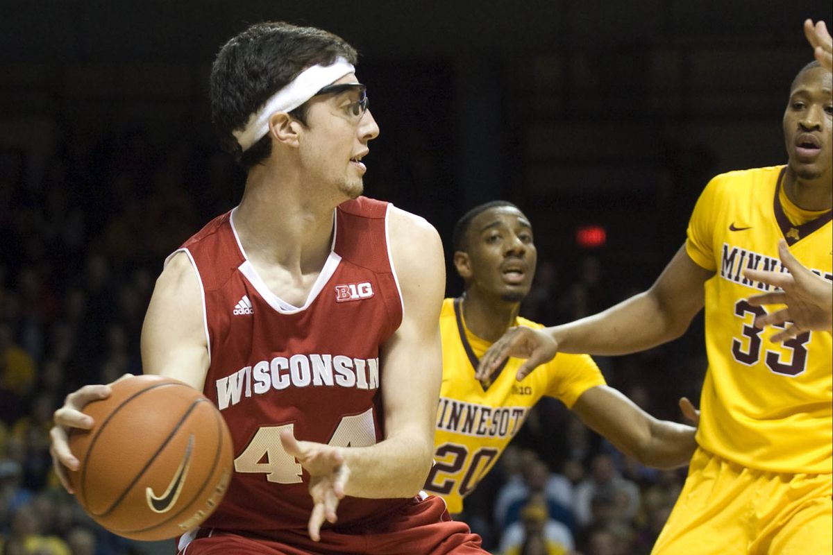 At least Kaminsky's headband-specs combo gave us something cool to talk about.