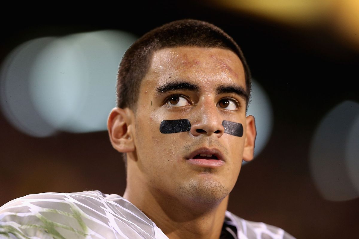 Yeah, he looks like a wide-eyed kid ... but Marcus Mariota would've been the #1 pick in the 2014 NFL Draft.